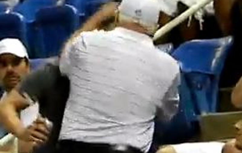 Video | Bătaie în tribune la US Open, în timpul meciului Djokovic - Petzschner 