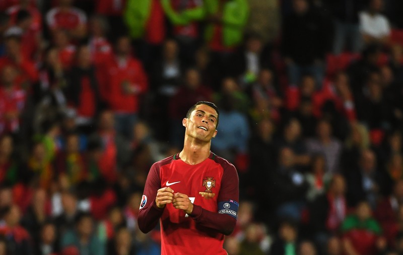 Euro 2016. Ronaldo, ironizat de un fost mare golgheter: ”Fără gol din 36 de lovituri libere, Bale, două goluri din trei lovituri!”