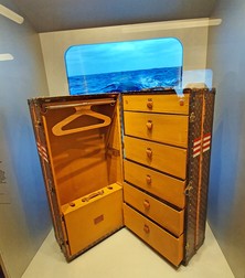 Valiză-garderobă pentru cursă cu vapor transoceanic-1925