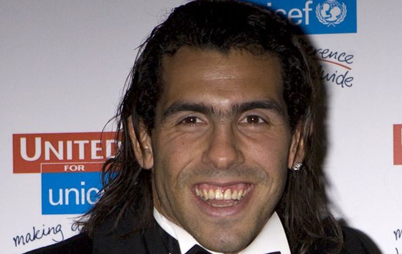 Carlos Tevez a rămas fără permis de conducere