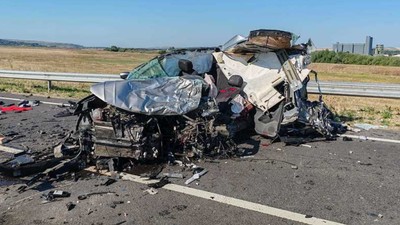 masina de teren strivita de tir