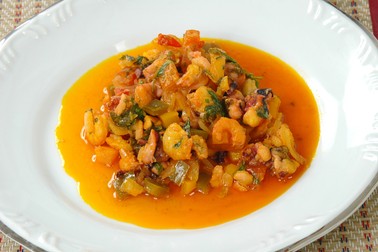 Moqueca de camarão. Foto: Shutterstock