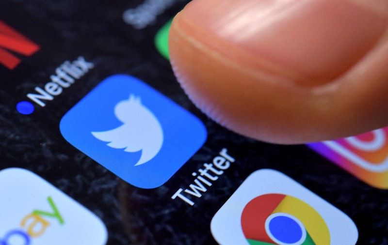Twitter a suspendat 70 de milioane de conturi suspecte în două luni